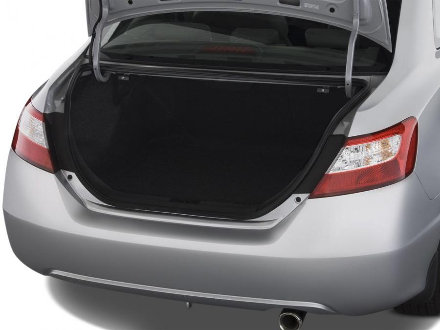  Honda Civic Coupe 2007 года  (фото 36 из 43)